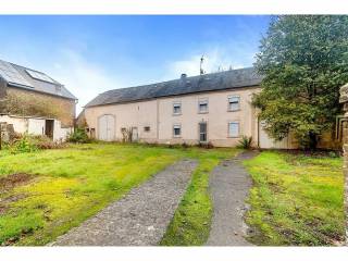 Country house for sale