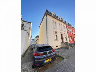 Detached house for sale