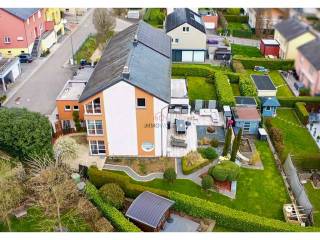 Multi-family detached house 300 m², Niederfeulen, Feulen